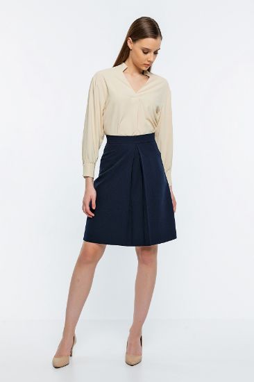 Picture of Front Pleated Knee above Skirt